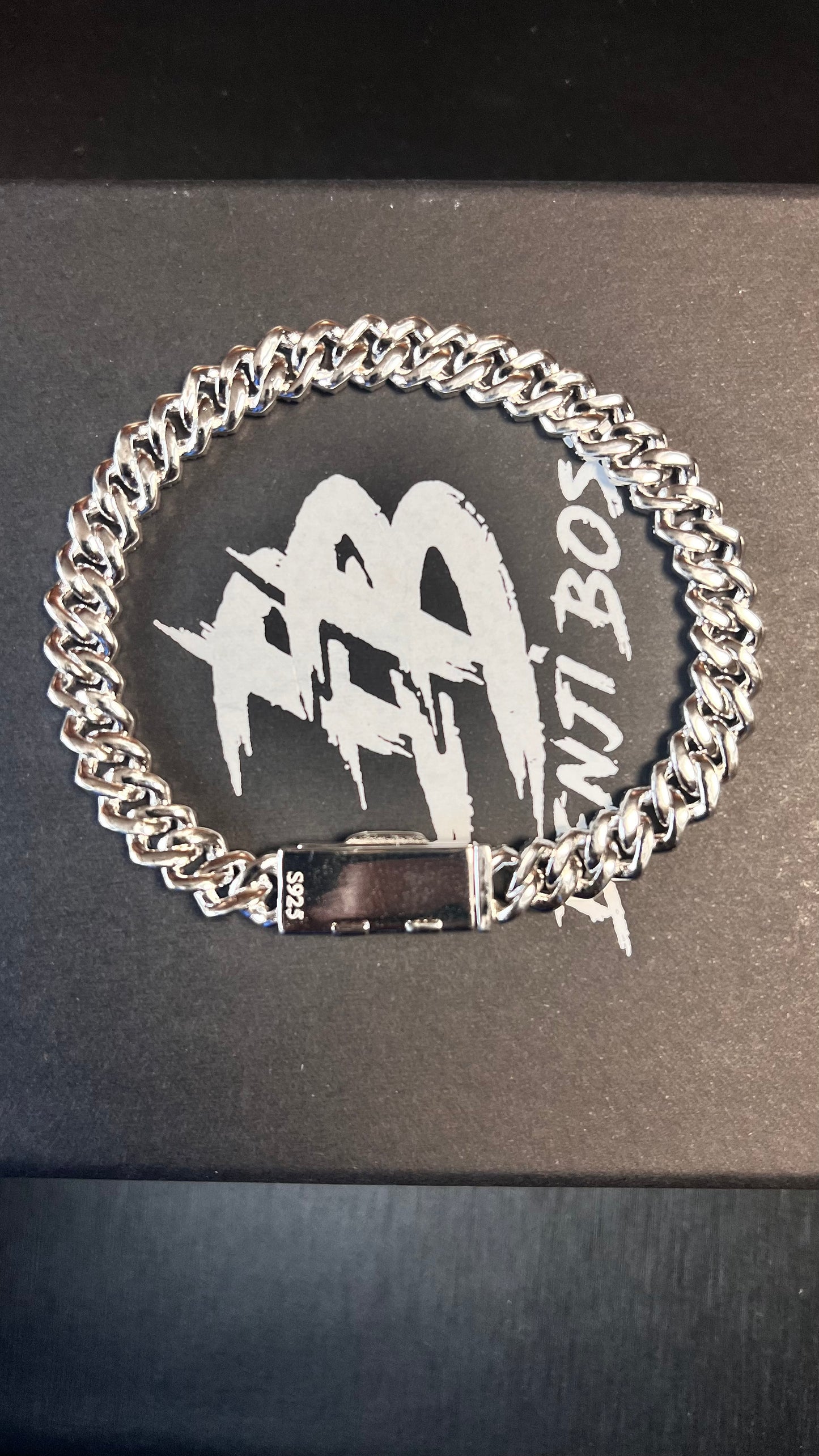 8MM CUBAN LINK VVS MOISSANITE