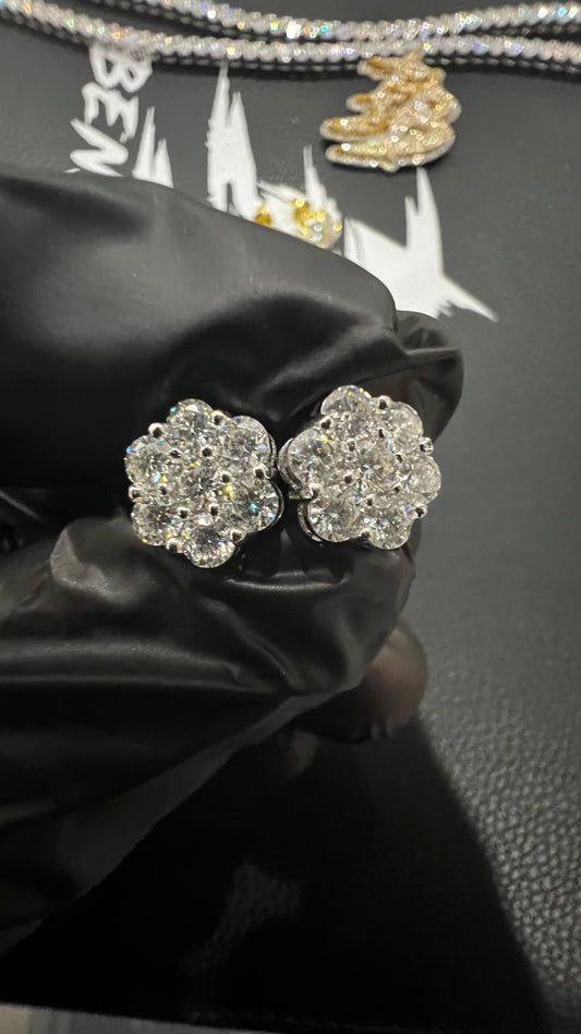 Cluster Earrings VVS MOISSANITE (MEDIUM)